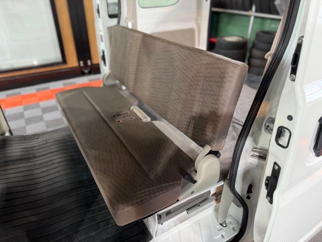 NV100クリッパーバン DX ワンオーナー・禁煙車・記録簿・パートタイム4WD・走行2万キロ・2nd発進・フルフラット・ETC・保証書・取説(54枚目)