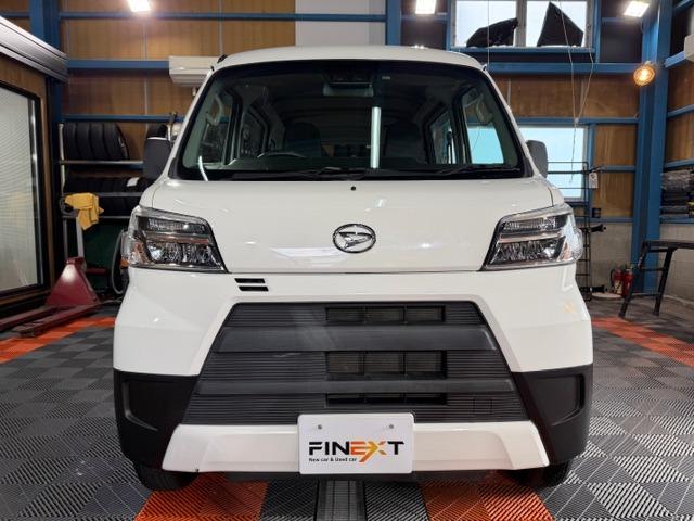 ハイゼットカーゴ スペシャルＳＡＩＩＩ　ワンオーナー・禁煙車・記録簿・純正ＬＥＤヘッドライト・オートライト・４速オートマ・スマートアシスト・オートハイビーム・アイドリングストップ・パワーウインドウ・ナビ・バックカメラ・Ｂｌｕｅｔｏｏｔｈ・（5枚目）