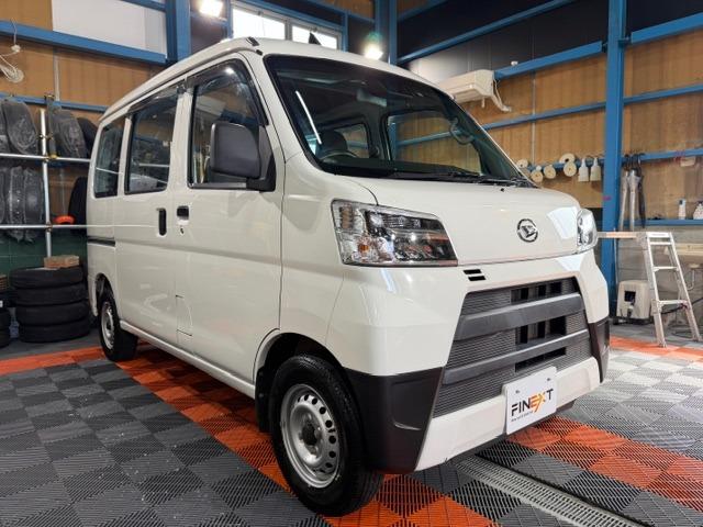 ハイゼットカーゴ スペシャルＳＡＩＩＩ　ワンオーナー・禁煙車・記録簿・純正ＬＥＤヘッドライト・オートライト・４速オートマ・スマートアシスト・オートハイビーム・アイドリングストップ・パワーウインドウ・ナビ・バックカメラ・Ｂｌｕｅｔｏｏｔｈ・（7枚目）