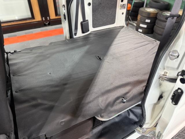 ハイゼットカーゴ スペシャルＳＡＩＩＩ　ワンオーナー・禁煙車・記録簿・純正ＬＥＤヘッドライト・オートライト・４速オートマ・スマートアシスト・オートハイビーム・アイドリングストップ・パワーウインドウ・ナビ・バックカメラ・Ｂｌｕｅｔｏｏｔｈ・（58枚目）