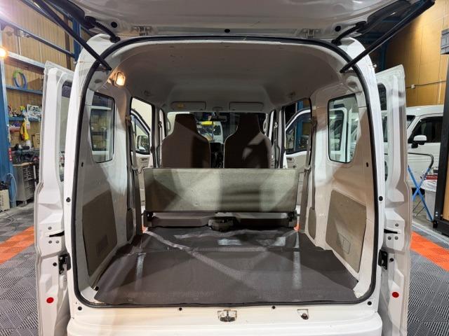 エブリイ PA 禁煙車・タイヤ4本新品・両側スライドドア・フルフラットシート・遠保販売・事業用登録・中古ルーフキャリア(3枚目)