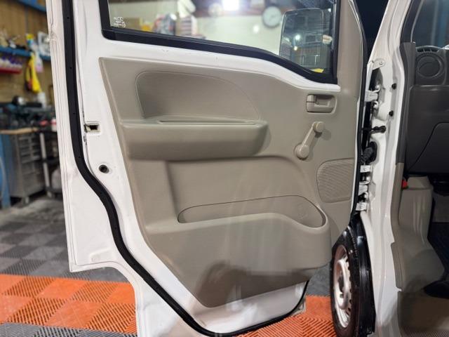 エブリイ PA 禁煙車・タイヤ4本新品・両側スライドドア・フルフラットシート・遠保販売・事業用登録・中古ルーフキャリア(36枚目)