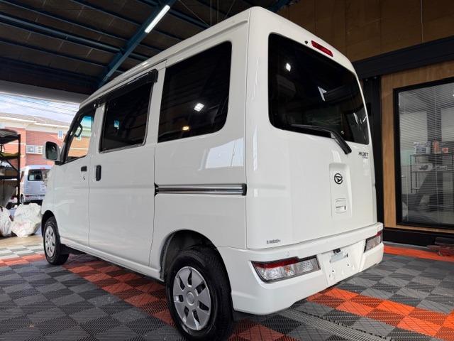 ハイゼットカーゴ クルーズＳＡＩＩＩ　ワンオーナー・４速オートマ・禁煙車・スマートアシスト３・メモリーナビ・バックカメラ・キーレス・電動格納ミラー・ＰＷ・プライバシーガラス・両側スライドドア・保証書・取説（2枚目）