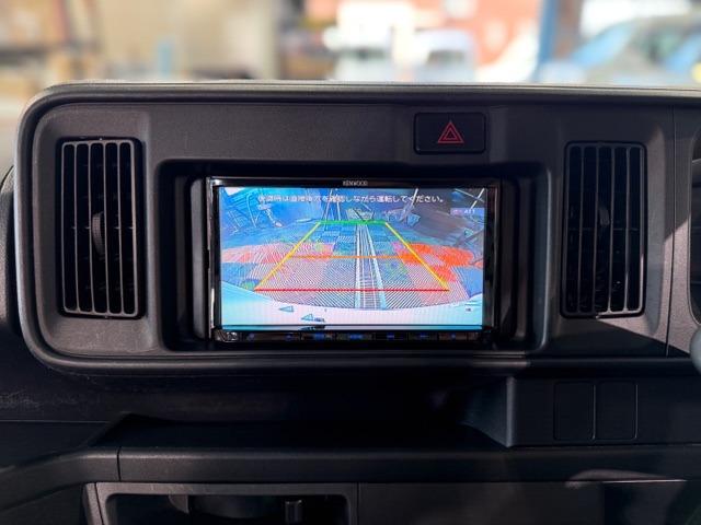 ハイゼットカーゴ クルーズＳＡＩＩＩ　ワンオーナー・４速オートマ・禁煙車・スマートアシスト３・メモリーナビ・バックカメラ・キーレス・電動格納ミラー・ＰＷ・プライバシーガラス・両側スライドドア・保証書・取説（49枚目）