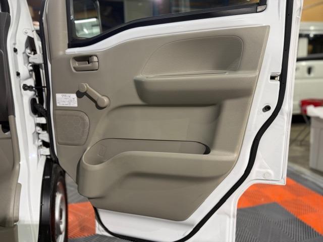 エブリイ ＰＡ　ワンオーナー・スズキセーフティサポート・デュアルカメラブレーキ・禁煙車・オートライト・メモリーナビ・バックカメラ・タコメーター・パーキングソナー・集中ロック・両側スライドドア・保証書・取説（41枚目）