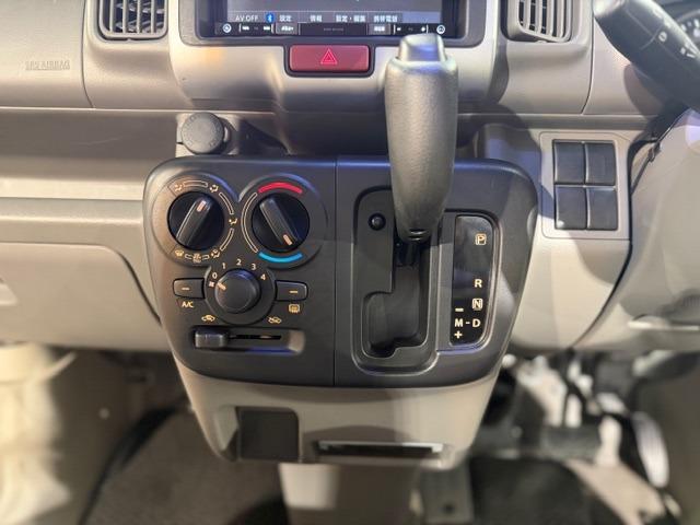 エブリイ ＰＡ　ワンオーナー・スズキセーフティサポート・デュアルカメラブレーキ・禁煙車・オートライト・メモリーナビ・バックカメラ・タコメーター・パーキングソナー・集中ロック・両側スライドドア・保証書・取説（49枚目）