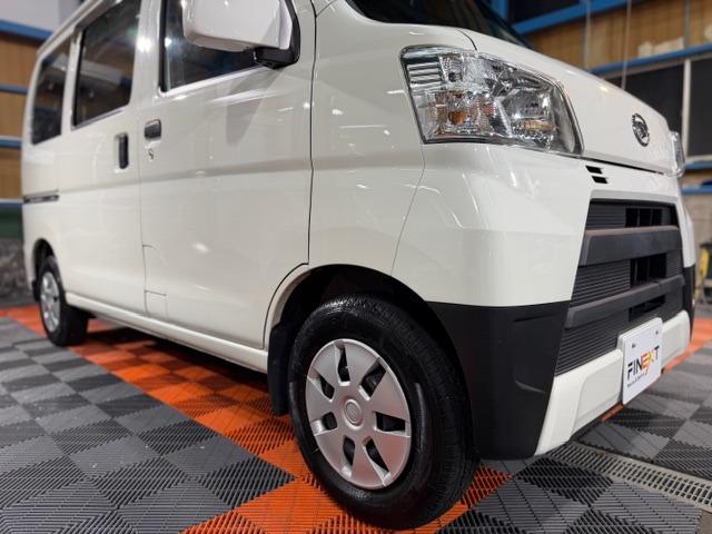 ハイゼットカーゴ クルーズＳＡＩＩＩ　ワンオーナー・記録簿・スマートアシスト３・禁煙車・メモリーナビ・バックカメラ・キーレス・電動格納ミラー・全席ＰＷ・オーバーヘッドシェルフ・両側スライドドア・保証書・取説（28枚目）