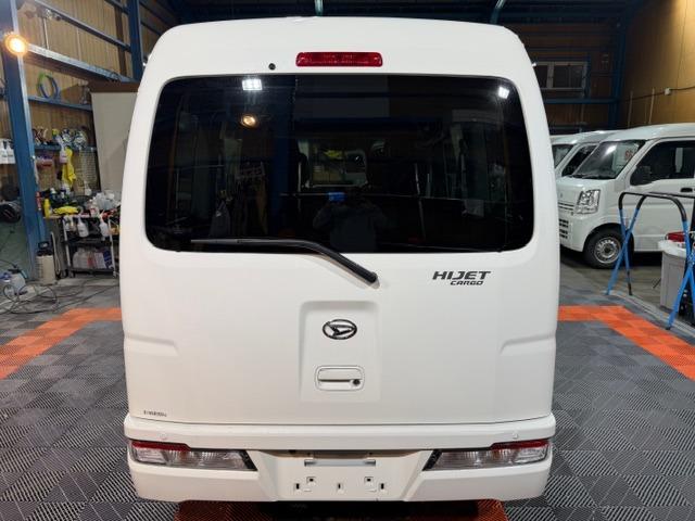 ハイゼットカーゴ クルーズＳＡＩＩＩ　ワンオーナー・記録簿・スマートアシスト３・禁煙車・メモリーナビ・バックカメラ・キーレス・電動格納ミラー・全席ＰＷ・オーバーヘッドシェルフ・両側スライドドア・保証書・取説（31枚目）