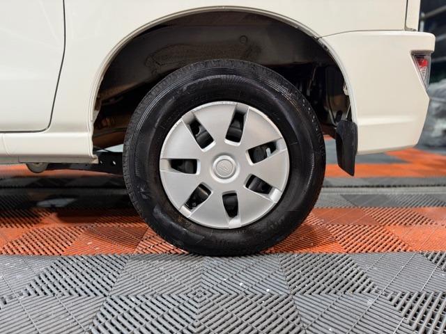 ハイゼットカーゴ クルーズＳＡＩＩＩ　ワンオーナー・記録簿・スマートアシスト３・禁煙車・メモリーナビ・バックカメラ・キーレス・電動格納ミラー・全席ＰＷ・オーバーヘッドシェルフ・両側スライドドア・保証書・取説（36枚目）