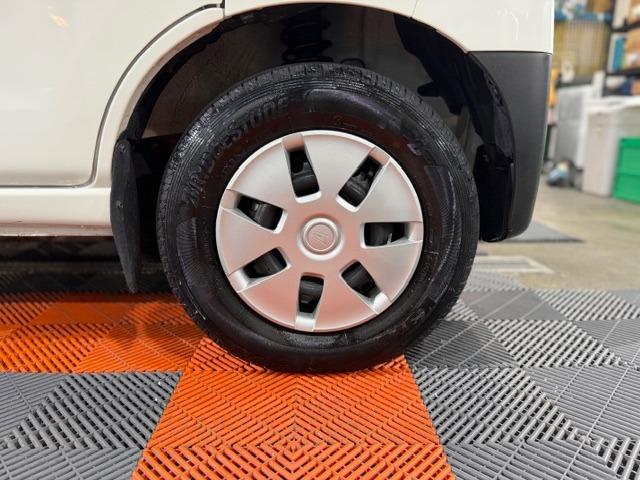 ハイゼットカーゴ クルーズＳＡＩＩＩ　ワンオーナー・記録簿・スマートアシスト３・禁煙車・メモリーナビ・バックカメラ・キーレス・電動格納ミラー・全席ＰＷ・オーバーヘッドシェルフ・両側スライドドア・保証書・取説（38枚目）