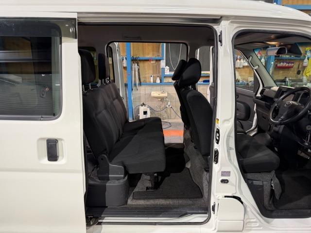 ハイゼットカーゴ クルーズＳＡＩＩＩ　ワンオーナー・記録簿・スマートアシスト３・禁煙車・メモリーナビ・バックカメラ・キーレス・電動格納ミラー・全席ＰＷ・オーバーヘッドシェルフ・両側スライドドア・保証書・取説（56枚目）