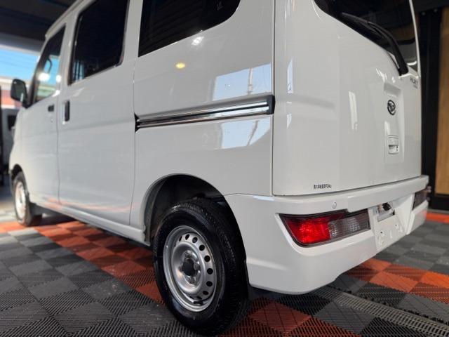 ハイゼットカーゴ ＤＸ　ＳＡＩＩＩ　ワンオーナー・禁煙車・記録簿・純正ＬＥＤヘッドライト・スマートアシスト・オートライト・ナビ・Ｂｌｕｅｔｏｏｔｈ・フルセグＴＶ・パワーウインドウ・キーレス・ＰＶガラス・荷室マット新品・保証書・取説（31枚目）