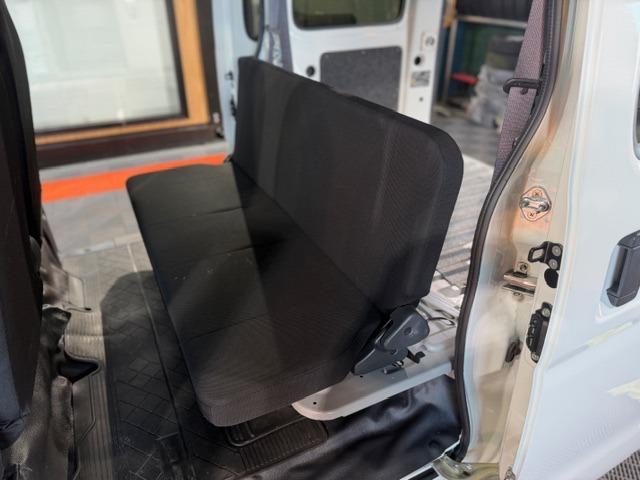 ハイゼットカーゴ ＤＸ　ＳＡＩＩＩ　ワンオーナー・禁煙車・記録簿・純正ＬＥＤヘッドライト・スマートアシスト・オートライト・ナビ・Ｂｌｕｅｔｏｏｔｈ・フルセグＴＶ・パワーウインドウ・キーレス・ＰＶガラス・荷室マット新品・保証書・取説（59枚目）