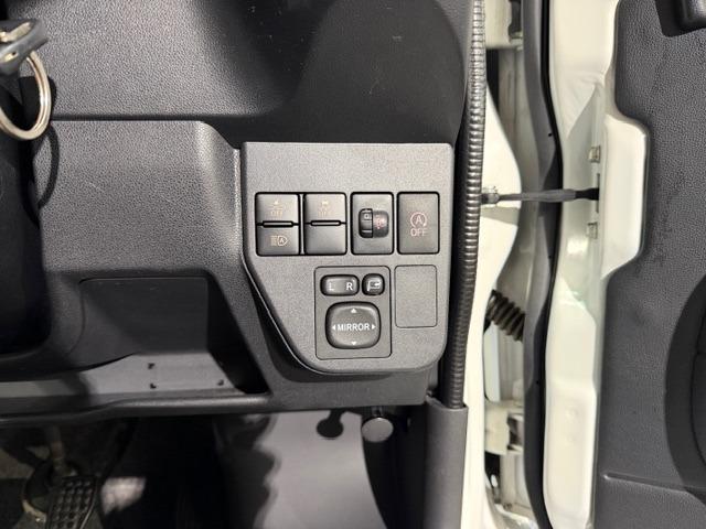 ハイゼットカーゴ クルーズSAIII ビジネスパッケージ・禁煙車・電動格納ミラー・フルフラットシート・パワーウインドウ・キーレス・プライバシーガラス・ディスプレイオーディオ・バックカメラ・アイドリングストップ・オートハイビーム(50枚目)