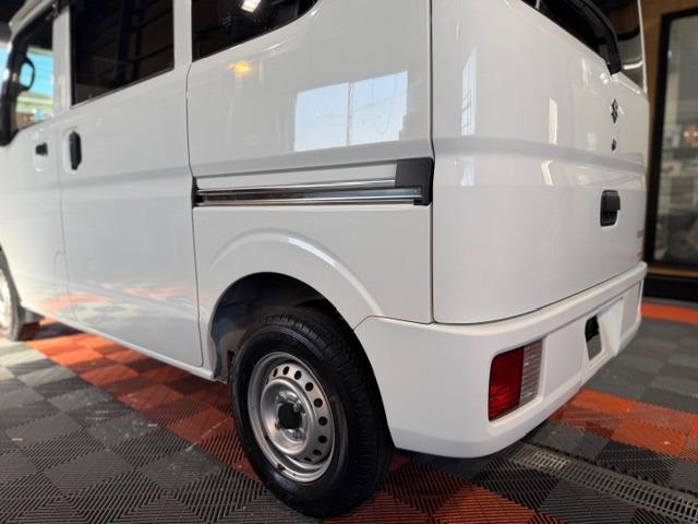 エブリイ PC ワンオーナー・走行946キロ・メモリーナビ・地デジTV・キーレス・スペアキー・パワーウィンドウ・プライバシーガラス・オーバーヘッドシェルフ・両側スライドドア・タイミングチェーンエンジン・保証書・取説(30枚目)