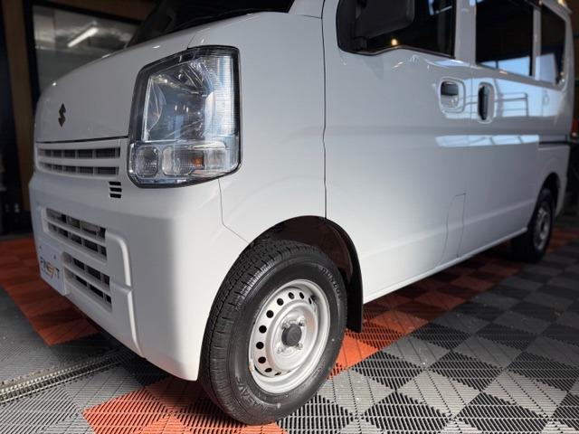 エブリイ PC ワンオーナー・走行946キロ・メモリーナビ・地デジTV・キーレス・スペアキー・パワーウィンドウ・プライバシーガラス・オーバーヘッドシェルフ・両側スライドドア・タイミングチェーンエンジン・保証書・取説(32枚目)