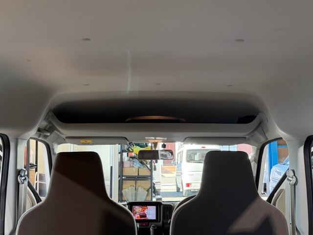 エブリイ PC ワンオーナー・走行946キロ・メモリーナビ・地デジTV・キーレス・スペアキー・パワーウィンドウ・プライバシーガラス・オーバーヘッドシェルフ・両側スライドドア・タイミングチェーンエンジン・保証書・取説(52枚目)