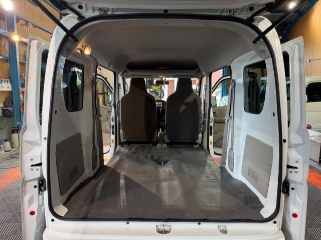 エブリイ PC ワンオーナー・走行946キロ・メモリーナビ・地デジTV・キーレス・スペアキー・パワーウィンドウ・プライバシーガラス・オーバーヘッドシェルフ・両側スライドドア・タイミングチェーンエンジン・保証書・取説(53枚目)