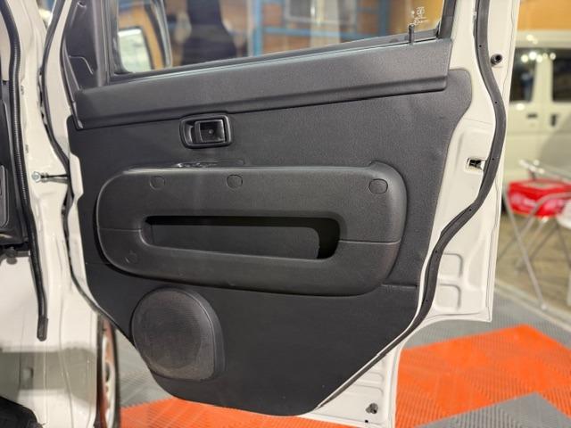 ハイゼットカーゴ ＤＸ　ＳＡＩＩＩ　ワンオーナー・スマートアシスト３・パーキングソナー・フルＬＥＤヘッドライト・キーレス・ＰＷ・プライバシーガラス・メモリーナビ・Ｂｌｕｅｔｏｏｔｈオーディオ・両側スライドドア・保証書・取説（42枚目）