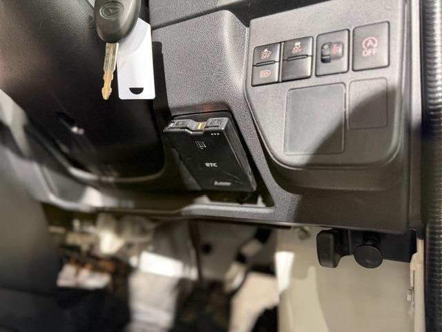 ハイゼットカーゴ ＤＸ　ＳＡＩＩＩ　ワンオーナー・スマートアシスト３・パーキングソナー・フルＬＥＤヘッドライト・キーレス・ＰＷ・プライバシーガラス・メモリーナビ・Ｂｌｕｅｔｏｏｔｈオーディオ・両側スライドドア・保証書・取説（52枚目）