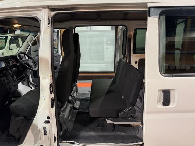 ハイゼットカーゴ ＤＸ　ＳＡＩＩＩ　ワンオーナー・スマートアシスト３・パーキングソナー・フルＬＥＤヘッドライト・キーレス・ＰＷ・プライバシーガラス・メモリーナビ・Ｂｌｕｅｔｏｏｔｈオーディオ・両側スライドドア・保証書・取説（57枚目）