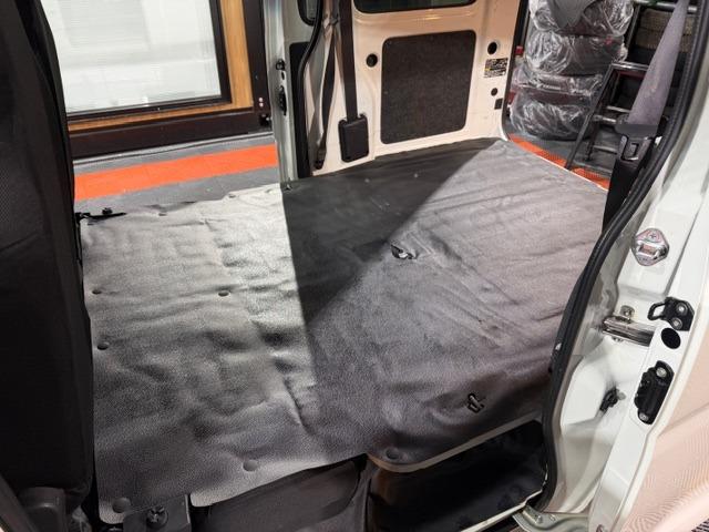 ハイゼットカーゴ ＤＸ　ＳＡＩＩＩ　ワンオーナー・スマートアシスト３・パーキングソナー・フルＬＥＤヘッドライト・キーレス・ＰＷ・プライバシーガラス・メモリーナビ・Ｂｌｕｅｔｏｏｔｈオーディオ・両側スライドドア・保証書・取説（59枚目）