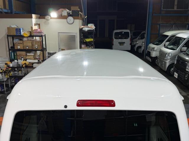 ハイゼットカーゴ ＤＸ　ＳＡＩＩＩ　記録簿・納車時新品タイヤ・純正ＬＥＤヘッドライト・オートライト・４速オートマ・スマートアシスト・アイドリングストップ・オートハイビーム・パワーウインドウ・キーレス・プライバシーガラス・保証書・取説（19枚目）