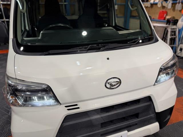 ハイゼットカーゴ ＤＸ　ＳＡＩＩＩ　記録簿・納車時新品タイヤ・純正ＬＥＤヘッドライト・オートライト・４速オートマ・スマートアシスト・アイドリングストップ・オートハイビーム・パワーウインドウ・キーレス・プライバシーガラス・保証書・取説（25枚目）