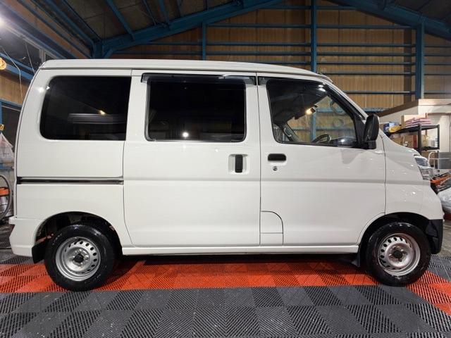 ハイゼットカーゴ ＤＸ　ワンオーナー・禁煙車・記録簿・アイドリングストップ・４速オートマ・ＥＴＣ・パワーウインドウ・キーレス・プライバシーガラス・保証書・取説（9枚目）