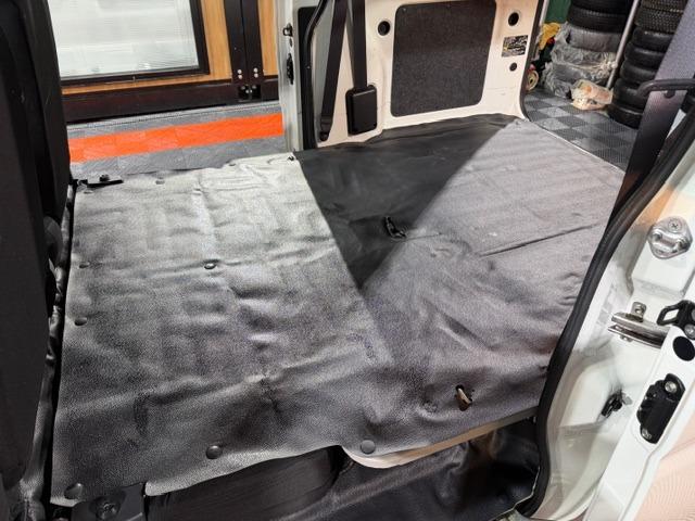 ハイゼットカーゴ ＤＸ　ワンオーナー・禁煙車・記録簿・アイドリングストップ・４速オートマ・ＥＴＣ・パワーウインドウ・キーレス・プライバシーガラス・保証書・取説（57枚目）