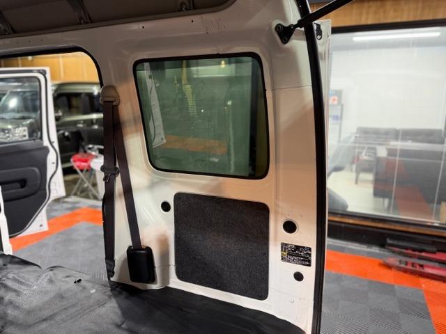 ハイゼットカーゴ ＤＸ　ワンオーナー・禁煙車・記録簿・アイドリングストップ・４速オートマ・ＥＴＣ・パワーウインドウ・キーレス・プライバシーガラス・保証書・取説（60枚目）
