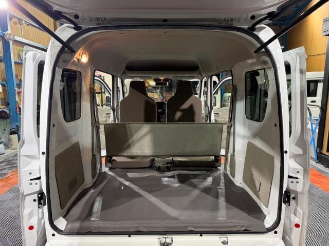エブリイ ＰＣ　ワンオーナー・禁煙車・記録簿・４速オートマ・デュアルカメラブレーキサポート・パワーウインドウ・キーレス・プライバシーガラス・両側スライドドア・保証書・取説（3枚目）