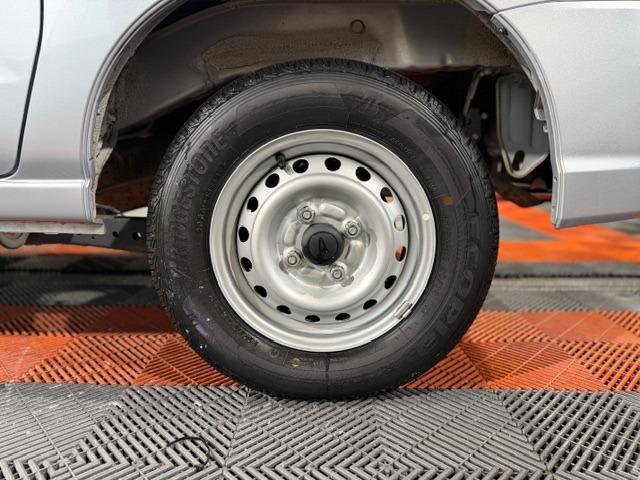 ハイゼットカーゴ スペシャルSAIII ワンオーナー・禁煙車・記録簿・純正LEDヘッドライト・スマートアシスト・4速オートマ・アイドリングストップ・オートハイビーム・社外オーディオ・ドアスピーカー・両側スライドドア・保証書・取説(35枚目)