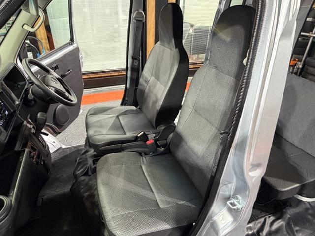 ハイゼットカーゴ スペシャルSAIII ワンオーナー・禁煙車・記録簿・純正LEDヘッドライト・スマートアシスト・4速オートマ・アイドリングストップ・オートハイビーム・社外オーディオ・ドアスピーカー・両側スライドドア・保証書・取説(43枚目)