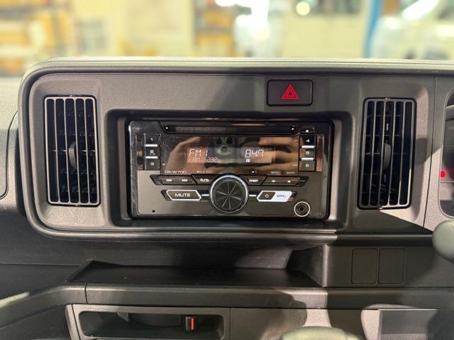 ハイゼットカーゴ スペシャルSAIII ワンオーナー・禁煙車・記録簿・純正LEDヘッドライト・スマートアシスト・4速オートマ・アイドリングストップ・オートハイビーム・社外オーディオ・ドアスピーカー・両側スライドドア・保証書・取説(45枚目)