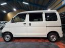 自動車保険の取り扱いもございます。事業用保険、貨物保険等も取り扱いがございますのでお気軽にご相談ください(^_-)-☆