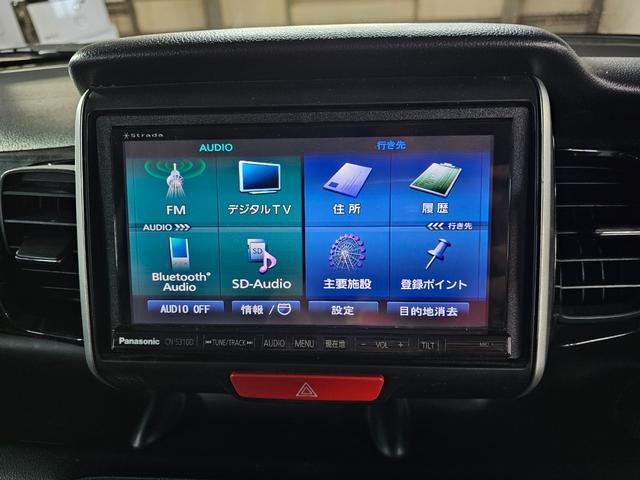 Ｎ－ＢＯＸカスタム Ｇ・ターボパッケージ　Ｂｌｕｅｔｏｏｔｈ接続　バックカメラ　クルーズコントロール　地デジ　両側パワスラ　パドルシフト　オートライト　タイミングチェーン　修復歴なし　プッシュスタート　オートエアコン　室内クリーニング済み（4枚目）