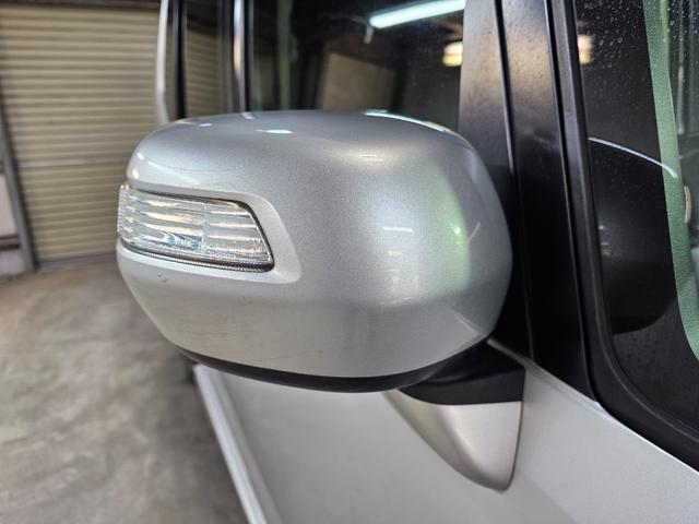 Ｎ－ＢＯＸカスタム Ｇ・ターボパッケージ　Ｂｌｕｅｔｏｏｔｈ接続　バックカメラ　クルーズコントロール　地デジ　両側パワスラ　パドルシフト　オートライト　タイミングチェーン　修復歴なし　プッシュスタート　オートエアコン　室内クリーニング済み（32枚目）