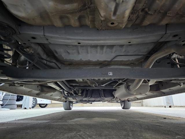 Ｎ－ＢＯＸカスタム Ｇ・ターボパッケージ　Ｂｌｕｅｔｏｏｔｈ接続　バックカメラ　クルーズコントロール　地デジ　両側パワスラ　パドルシフト　オートライト　タイミングチェーン　修復歴なし　プッシュスタート　オートエアコン　室内クリーニング済み（36枚目）