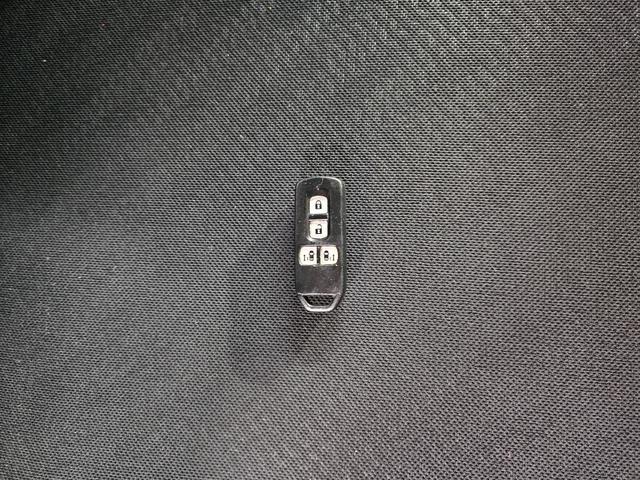 Ｎ－ＢＯＸカスタム Ｇ・ターボパッケージ　Ｂｌｕｅｔｏｏｔｈ接続　バックカメラ　クルーズコントロール　地デジ　両側パワスラ　パドルシフト　オートライト　タイミングチェーン　修復歴なし　プッシュスタート　オートエアコン　室内クリーニング済み（38枚目）