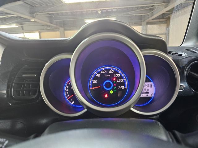 Ｎ－ＢＯＸカスタム Ｇ・ターボパッケージ　Ｂｌｕｅｔｏｏｔｈ接続　バックカメラ　クルーズコントロール　地デジ　両側パワスラ　パドルシフト　オートライト　タイミングチェーン　修復歴なし　プッシュスタート　オートエアコン　室内クリーニング済み（42枚目）