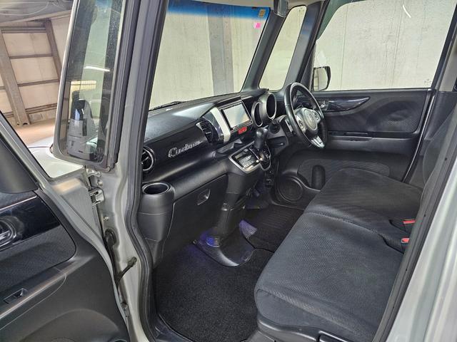 Ｎ－ＢＯＸカスタム Ｇ・ターボパッケージ　Ｂｌｕｅｔｏｏｔｈ接続　バックカメラ　クルーズコントロール　地デジ　両側パワスラ　パドルシフト　オートライト　タイミングチェーン　修復歴なし　プッシュスタート　オートエアコン　室内クリーニング済み（55枚目）