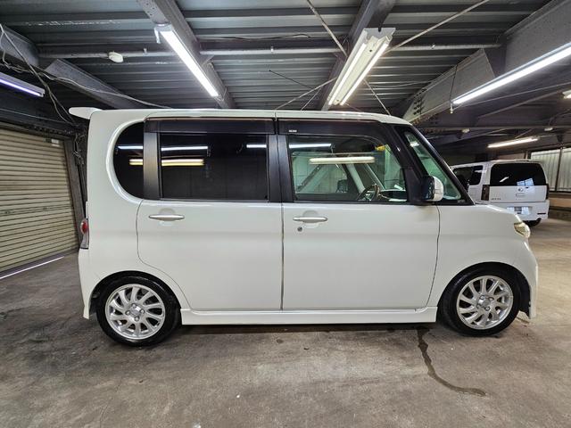 タント カスタムＲＳ　ローダウン　ＩＣターボ　新品ディスプレイオーディオ　Ｂｌｕｅｔｏｏｔｈ　ＣＡＲＰＬＡＹ　オプションウッドパネル　パワスラ　ＭＯＭＯステ　オーバーヘッドコンソール　タイミングチェーン　ＣＶＴＦ交換歴あり（15枚目）