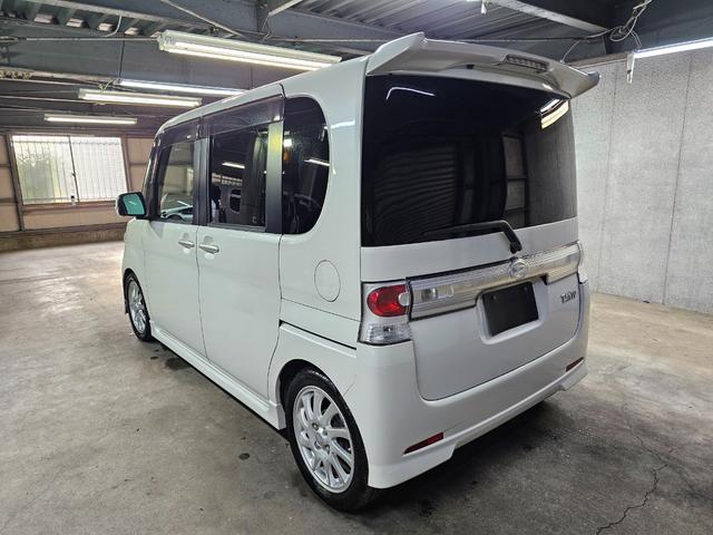 タント カスタムＲＳ　ローダウン　ＩＣターボ　新品ディスプレイオーディオ　Ｂｌｕｅｔｏｏｔｈ　ＣＡＲＰＬＡＹ　オプションウッドパネル　パワスラ　ＭＯＭＯステ　オーバーヘッドコンソール　タイミングチェーン　ＣＶＴＦ交換歴あり（18枚目）