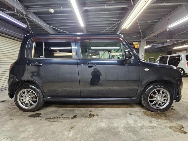 アルトラパン G 純正オプション ハーフエアロ スマートキー2個 社外アルミホイール プッシュスタート シートリフター タイミングチェーン 修復歴なし AA評価4点 室内クリーニング済み(6枚目)