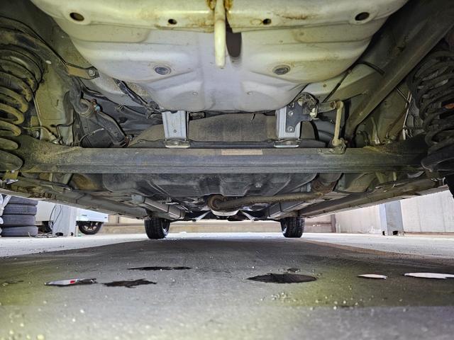 タント カスタムＸリミテッド　パワスラ　スマートキー　電格ミラー　オートエアコン　ピラーレス　フルフラットシート　タイミングチェーン　室内クリーニング済み　修復歴なし　車検Ｒ８　１月まで（33枚目）