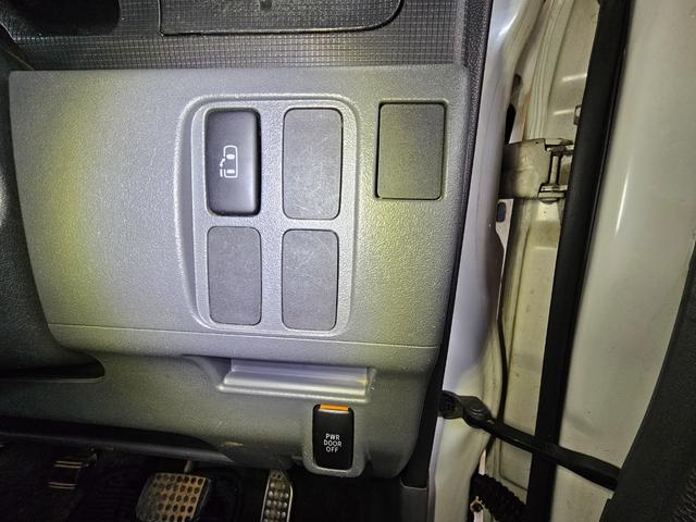 タント カスタムＸリミテッド　パワスラ　スマートキー　電格ミラー　オートエアコン　ピラーレス　フルフラットシート　タイミングチェーン　室内クリーニング済み　修復歴なし　車検Ｒ８　１月まで（42枚目）