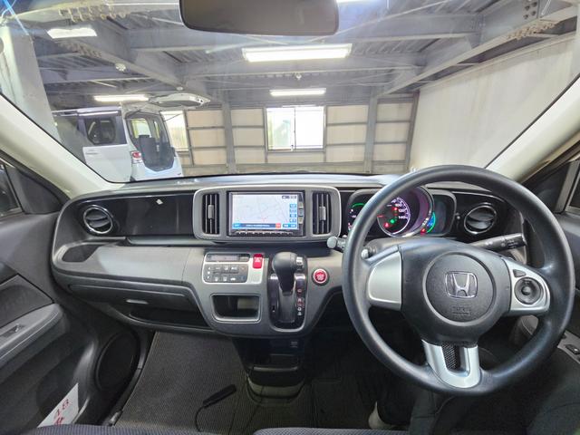 Ｎ－ＯＮＥ ツアラー・Ｌパッケージ　ターボ　クルーズコントロール　Ｂｌｕｅｔｏｏｔｈ接続　パドルシフト　フルセグ　シートリフター　スマートキー　オートライト　電格ミラー　アルミホイール　タイミングチェーン　車検Ｒ８　１２月まで（38枚目）