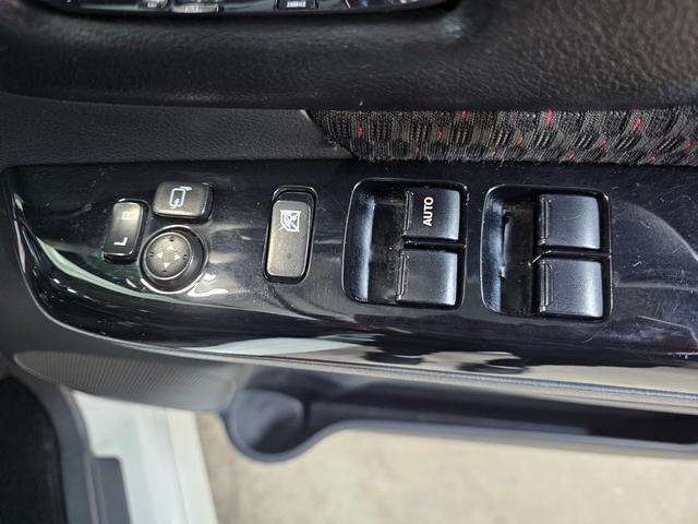 スペーシアカスタム XS 後期 S-エネチャージ Bluetooth接続 両側パワスラ スマートキー2個 フルセグ オートライト ステアリングスイッチ サンシェード 修復歴なし タイミングチェーン 室内クリーニング済み(54枚目)