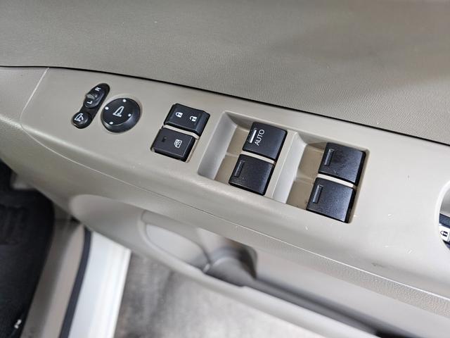 N-BOX G・Lパッケージ 両側パワスラ バックカメラ Gathersナビ スマートキー2個 ETC プッシュスタート ステアリングスイッチ フルフラットシート タイミングチェーン 修復歴なし 室内クリーニング済み(49枚目)